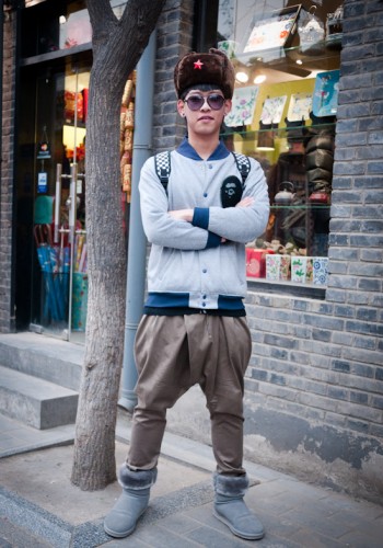 Nanluoguxiang Red star beijing street style 红星游客北京南锣鼓巷